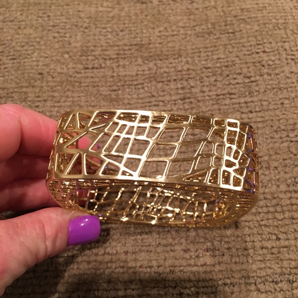 3-D bracelet - Picture 3 of 4